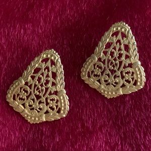 Filigree Gold-Tone Sculpted Earrings